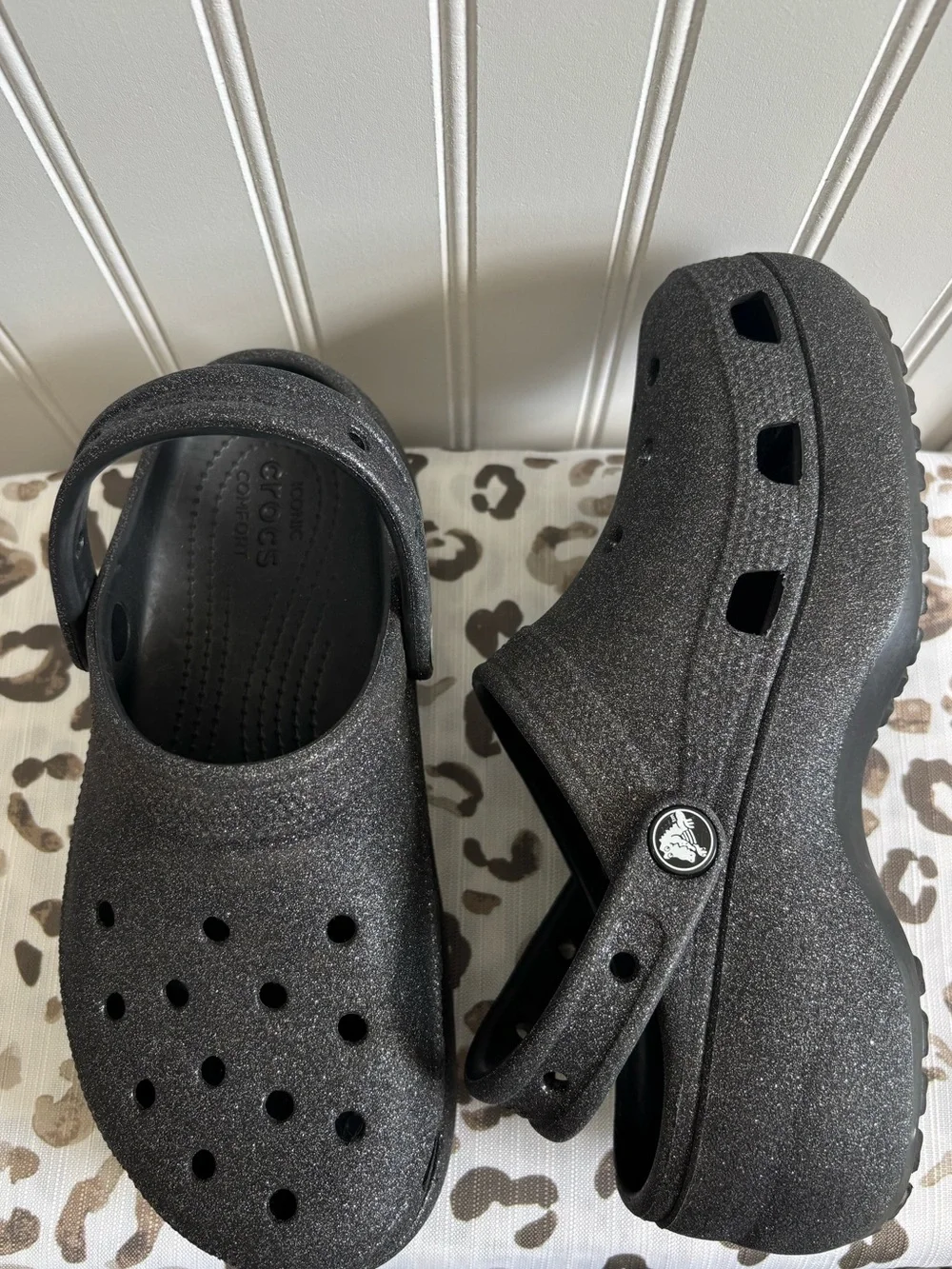CROCS classic platform